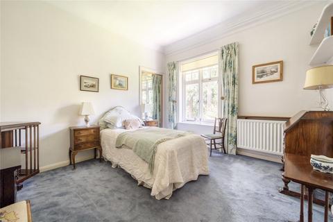 Flat 3, Wheelside Tower Road, Hindhead, GU26 6SN