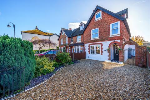 3, The Pines Headley Road, Grayshott, Hindhead, GU26 6LD