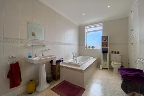 11 bedroom semi-detached house for sale, Southport PR8