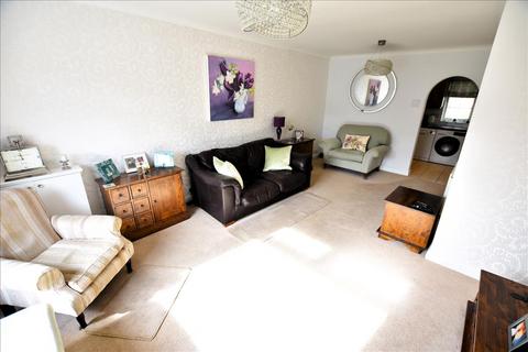 3 bedroom end of terrace house for sale, Cranleigh Road, Feltham, Middlesex, TW13