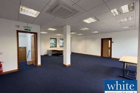 Office for sale, Unit 3 Somerville Court, Banbury Business Park, Banbury, OX17 3SN