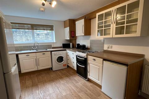 4 bedroom terraced house to rent, Stanmore