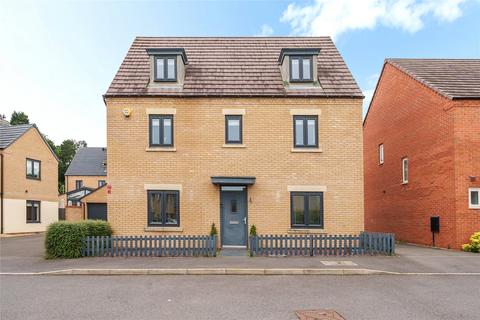 5 bedroom detached house for sale - Bronte Close, New Duston, Northampton, Northamptonshire, NN5