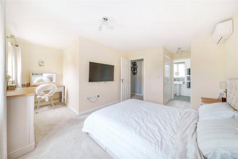 5 bedroom detached house for sale, Bronte Close, New Duston, Northampton, Northamptonshire, NN5