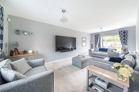 8 Bronte Close, Northampton, NN5 4WG