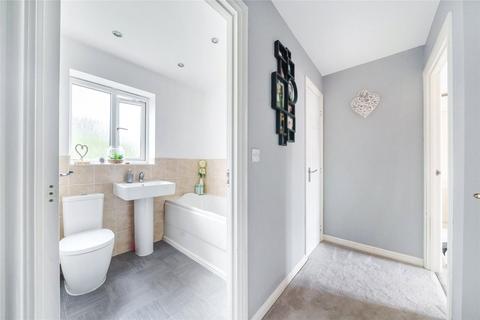 8 Bronte Close, Northampton, NN5 4WG