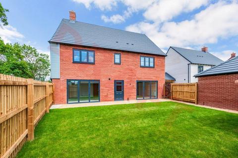 4 bedroom detached house for sale, Bosbury, Ledbury, Herefordshire