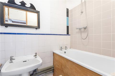 156 Amelia Street, London, SE17 3AS