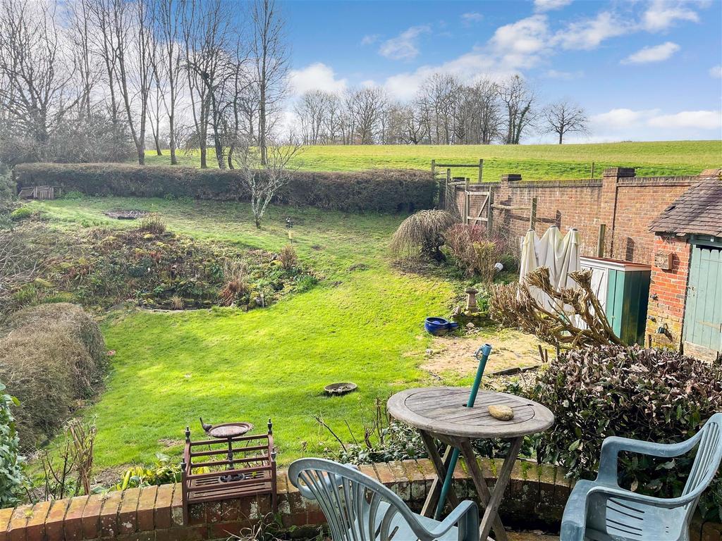 Cuckfield Road, Ansty, Haywards Heath, West Sussex 3 bed semidetached