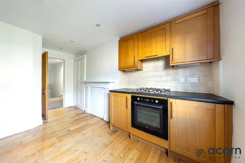3 bedroom duplex to rent, West Hampstead, London NW6