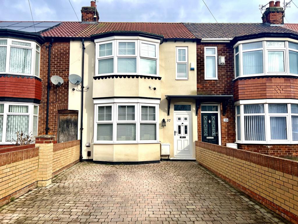 Heathfield Drive, Foggy Furze 3 bed terraced house for sale £125,000