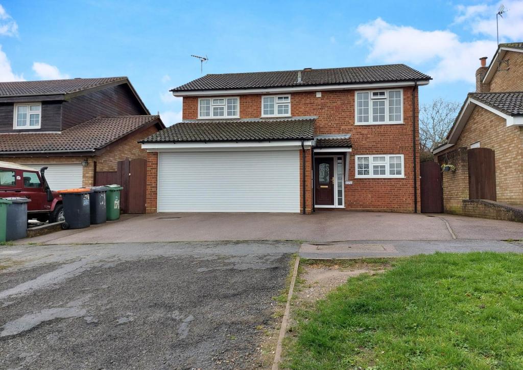 Cotefield Drive, Leighton Buzzard LU7 4 bed detached house for sale £