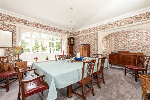 6 bedroom detached house for sale, Wolverton Road, Newport Pagnell, Buckinghamshire, MK16