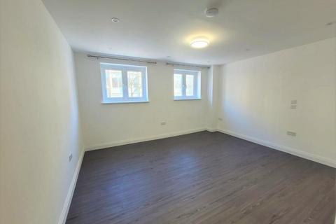 1 bedroom apartment to rent, High Street, Slough, SL1