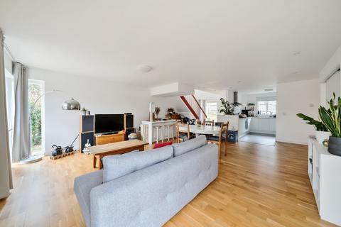 Brockley, 137 Springvale Road, Winchester, SO23 7LF