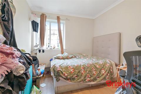 2 bedroom apartment for sale - Cortis Road, London