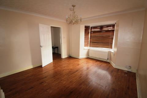 3 bedroom semi-detached house for sale, Kirkwood Road, Lewsey Farm, Luton, LU4