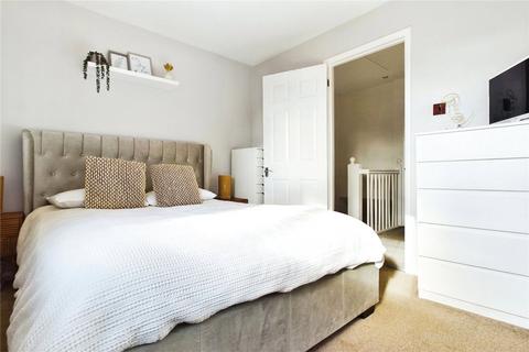 18 Alderfield Close, Theale, Reading, RG7 5AF