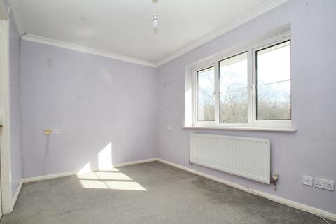 2 bedroom terraced house for sale, Patching Way, Hayes, Greater London