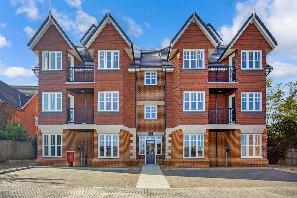 Pembury Road, The Pembury Collection... 2 bed flat for sale £325,000