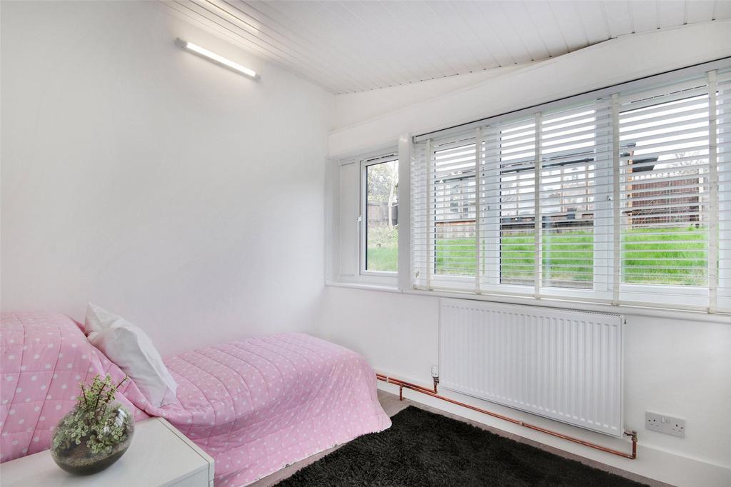 Bedroom Three/Study
