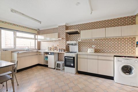 36 Bader Walk, Northfleet, Gravesend, DA11 8PU