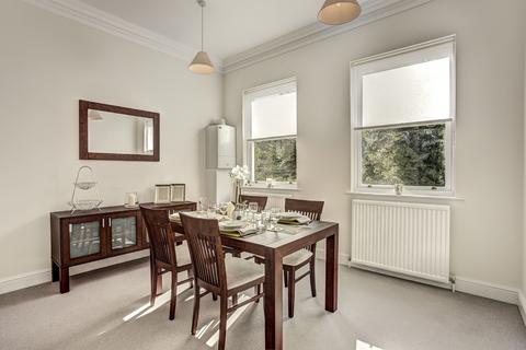 2 bedroom apartment to rent, Lexham Gardens Kensington W8