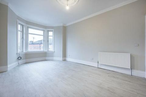 undefined, Kilmarnock Road, Shawlands, Glasgow, G41