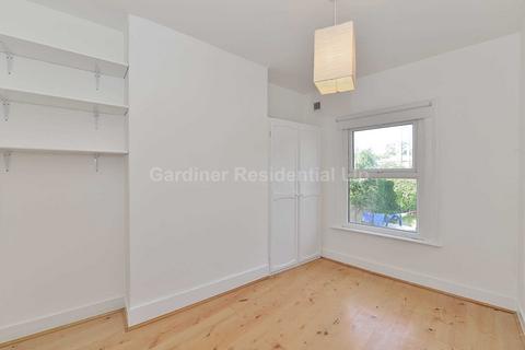 8 Felix Road, London, W13 0NT