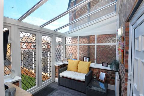 17 Burnside Avenue, Salford, M6 8NS