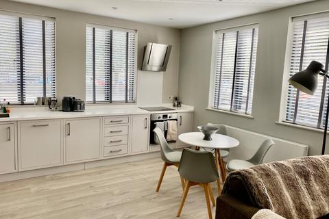 2 bedroom maisonette for sale, South Way, Cirencester, Gloucestershire, GL7