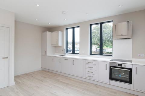 2 bedroom maisonette for sale, South Way, Cirencester, Gloucestershire, GL7