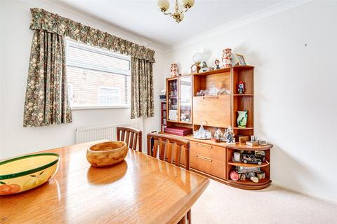 2 Westergate Close, Ferring, Worthing, BN12 5DB