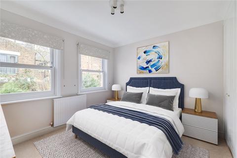 14 Marryat Square, London, SW6 6UA