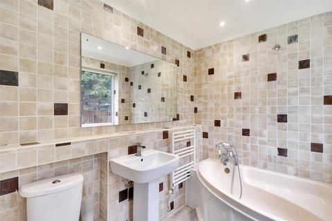 19 Station Road, Meopham, Gravesend, DA13 0LX