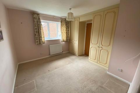 27 Thames Drive, Taunton, TA1 2NL