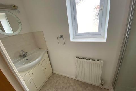 27 Thames Drive, Taunton, TA1 2NL