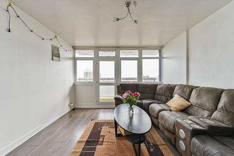 2 bedroom flat for sale, Manwood Street, Docklands, London, E16