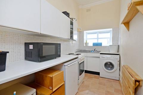 1 bedroom flat to rent, Muswell Avenue, Muswell Hill, London, N10