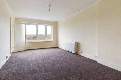 2 bedroom flat for sale, Hangleton Road, Hove, BN3 7SB