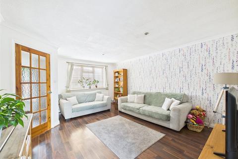6 Woodpecker Road, Podsmead, Gloucester, GL2 5FF