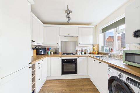 6 Woodpecker Road, Podsmead, Gloucester, GL2 5FF