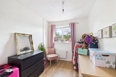 6 Woodpecker Road, Podsmead, Gloucester, GL2 5FF