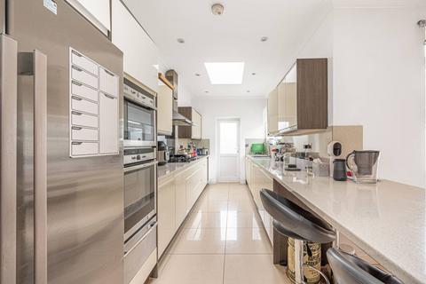 54 Southfields, London, NW4 4NB