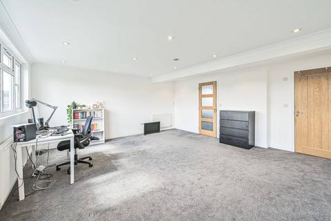54 Southfields, London, NW4 4NB