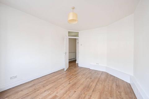 3 bedroom flat for sale - Bridge Court, Leyton, London, E10