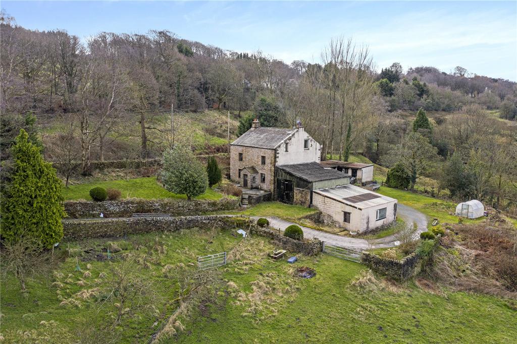 Billington, Clitheroe BB7 3 bed detached house for sale £650,000