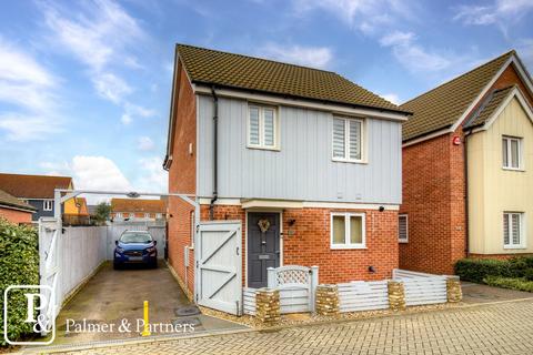 3 bedroom detached house for sale, Redwing Close, Stanway, Colchester, Essex, CO3