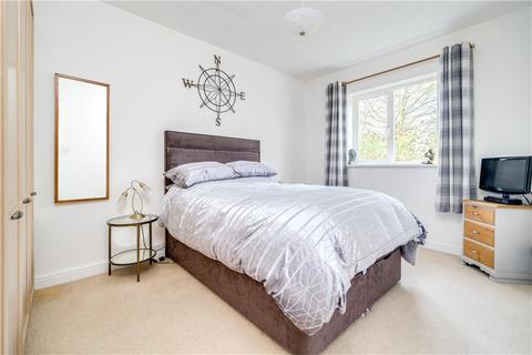2 bedroom apartment for sale, Hilton Court, Bramhope, Leeds, West Yorkshire, LS16