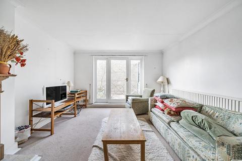 Flat 2, 24 Wandsworth Bridge Road, London, SW6 2TJ